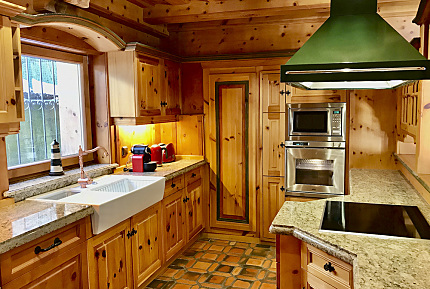 Шале в альпийском стиле на лыжне