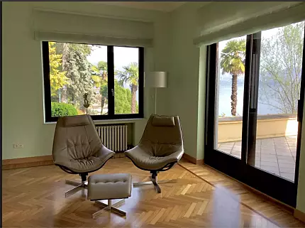 Итальянская озёрная вилла с причалом для яхт