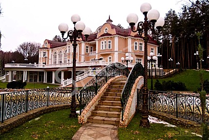 Luxurious palace in classical style with a lake